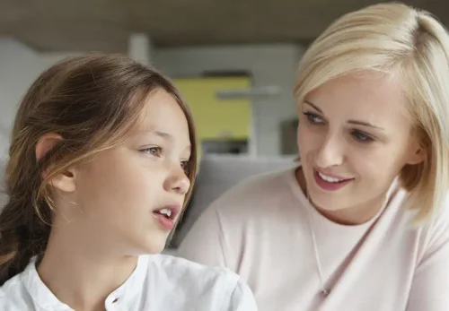 Когда взрослеет любопытство: как говорить с детьми о том, что прячется за закрытыми дверями