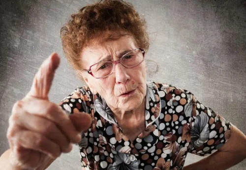 Неидеальные люди в нашей жизни: Как жить с теми, кого не выбирали?