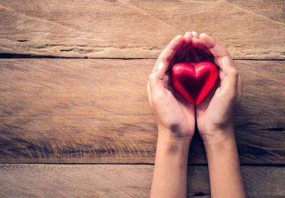 Свет в туннеле: кому удаётся стать настоящей опорой, когда опускаются руки