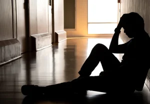 Одиночество: как наука доказывает, что мы не только грустим, но и мутируем