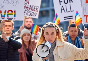 Почему даже консерваторы считают левых более моральными: политическая комедия нравов