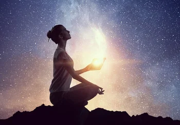 Мистика от скуки: зачем нам вера в карму, даже если церковь — не для нас