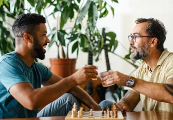 Стыдливым айтишникам — шанс: почему людям с социальной тревожностью стоит собираться маленькими кучками