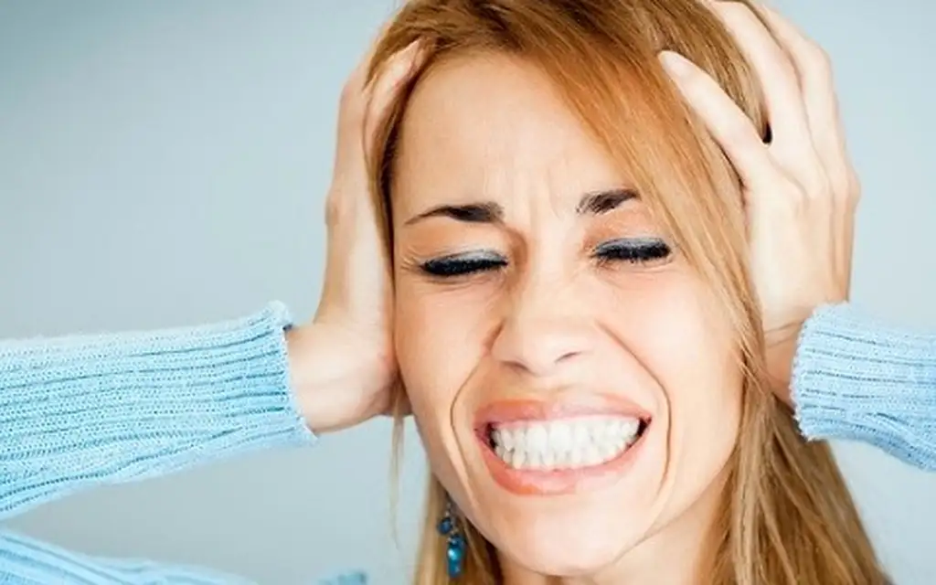 Тот, кто слушает шум мира: искусство не утонуть в потоке тревожных новостей и победить панические атаки