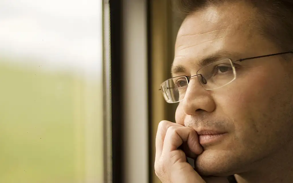 Когда близость оборачивается пустотой: тайный сценарий отчуждения в семье и любви