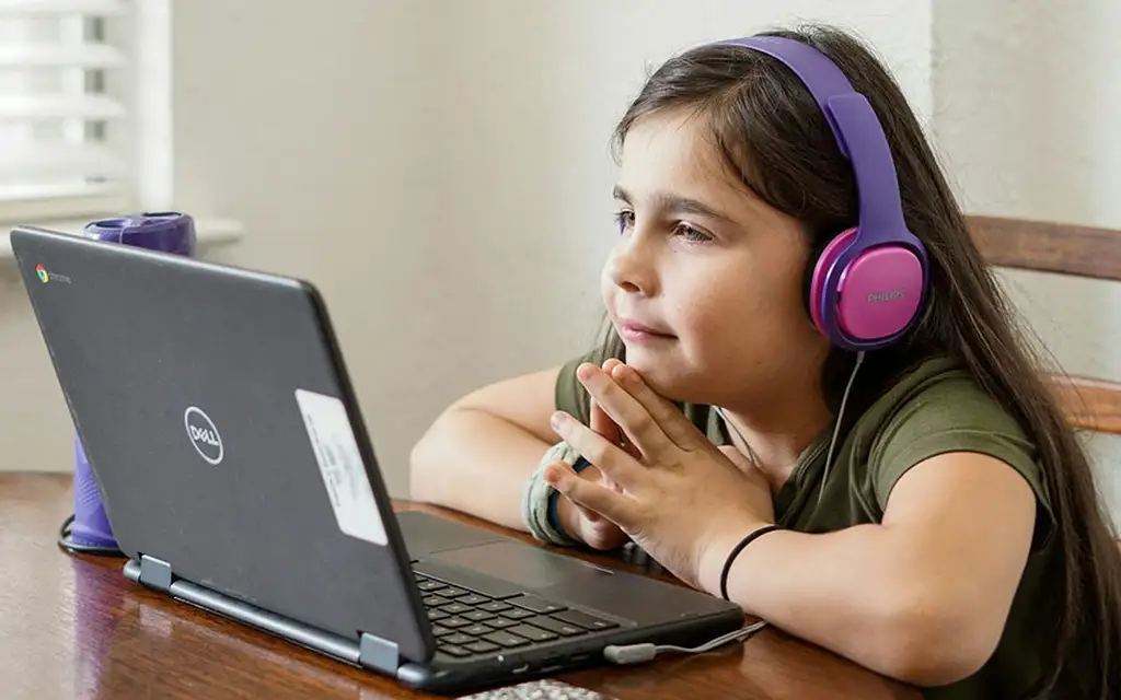 Как звучит детство: тайный язык аудиоконтента и мистерия взросления