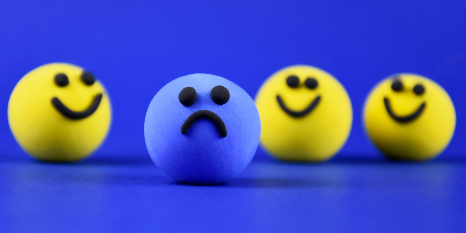 Наизнанку: счастье перевернулось, а молодёжь идёт ко дну