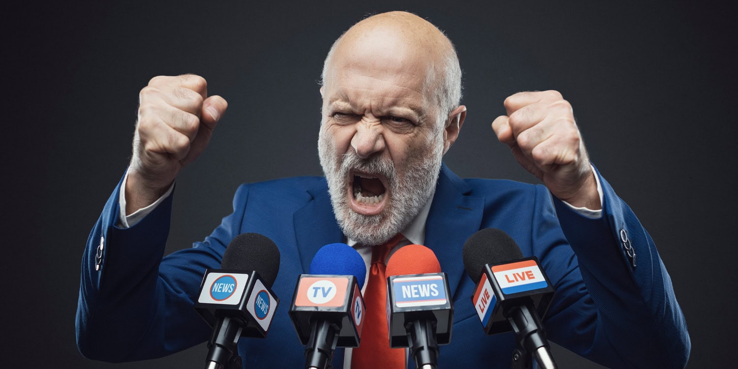 Как наши политические взгляды превращаются в клуб фанатов радикалов